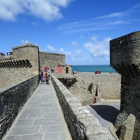 Apartment Le Kruger 350 M Des Thermes Marins Saint-Malo