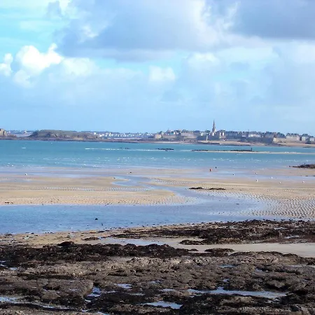 Le Kruger 350 M Des Thermes Marins Apartment